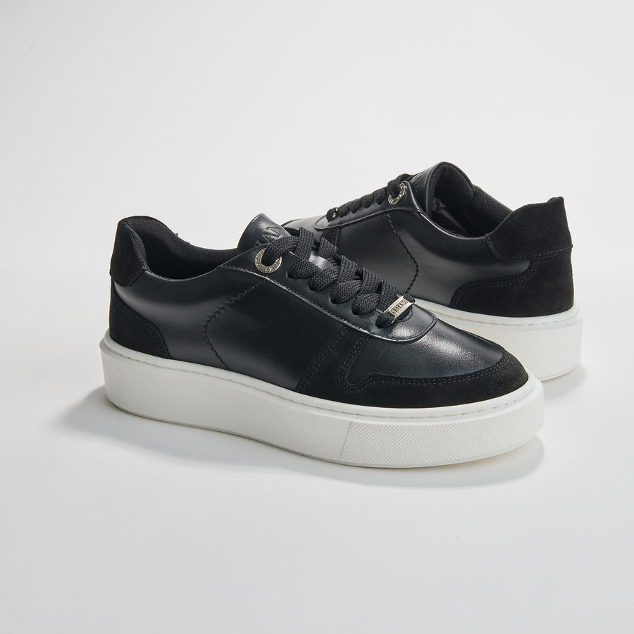 Sail Black 
